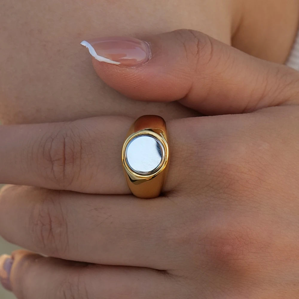 Luna Stone Ring
