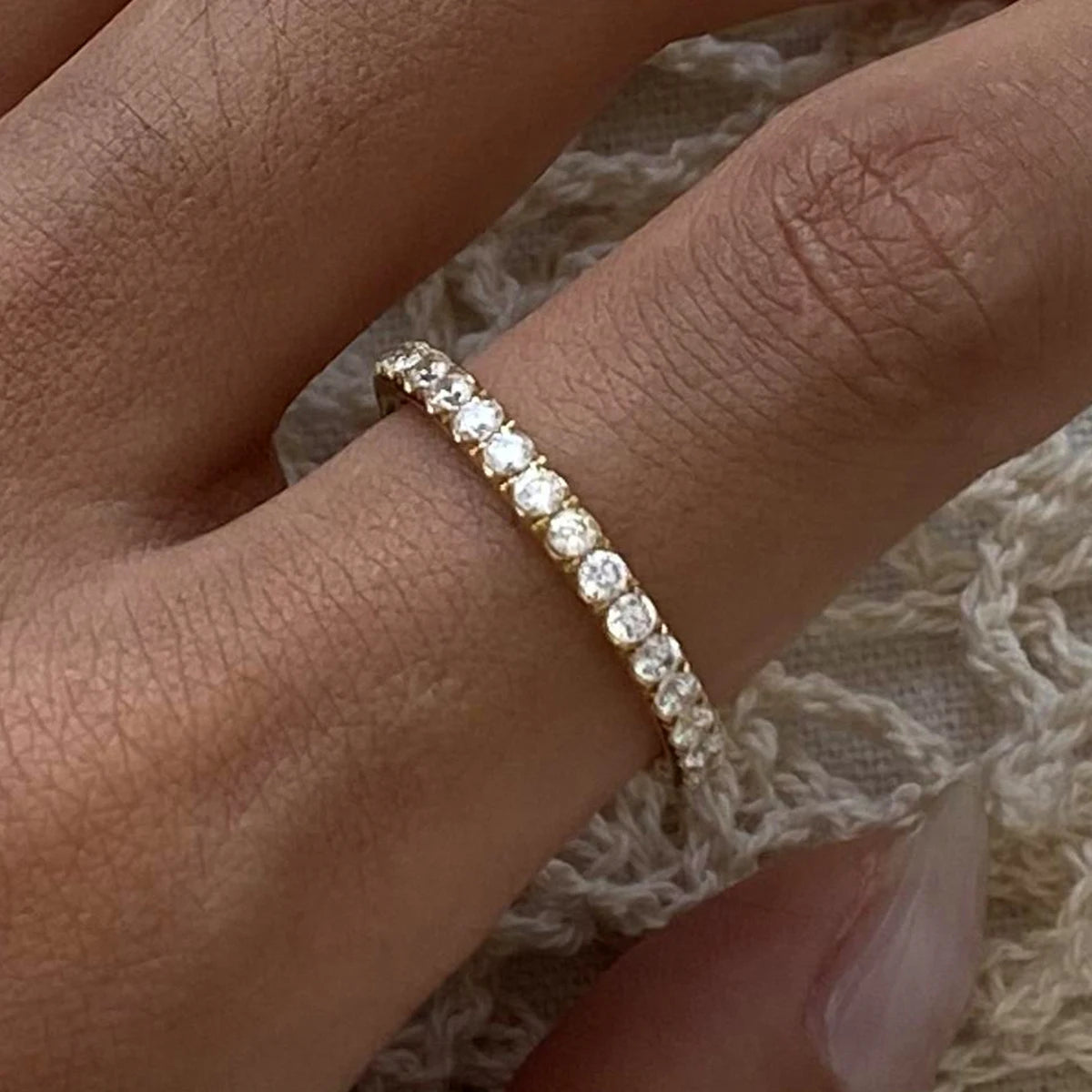 Minimal Crystal Ring