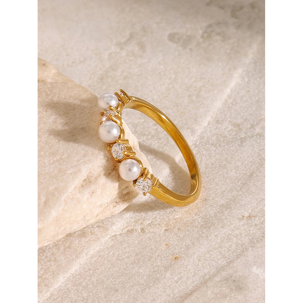 Elegant Pearl Ring