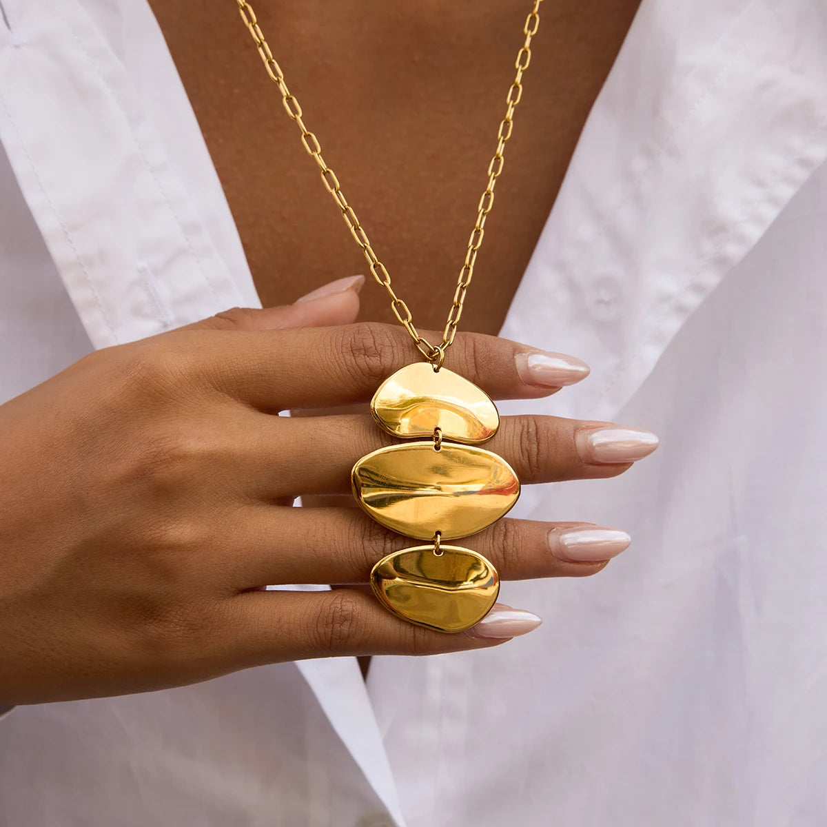 Golden Solea Necklace