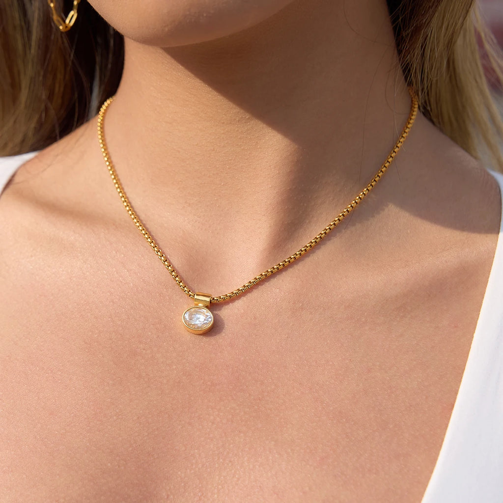 Pearl Glow Necklace