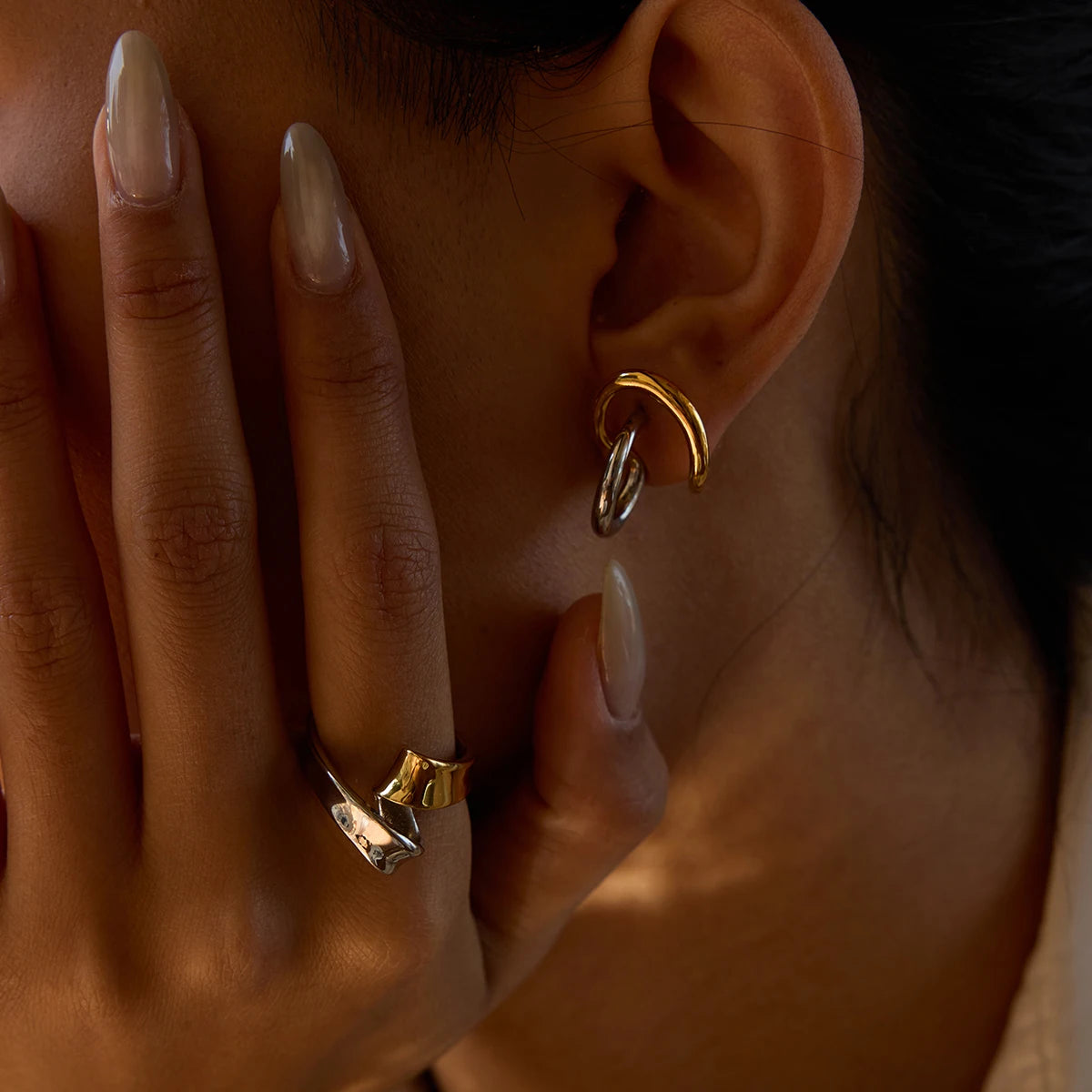 Mila Dou Earrings