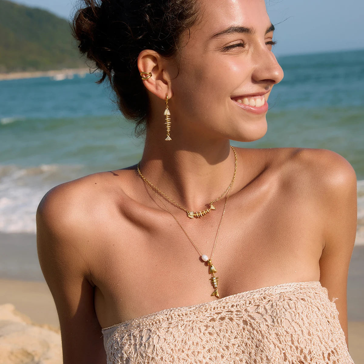 Gold Tressure Necklace