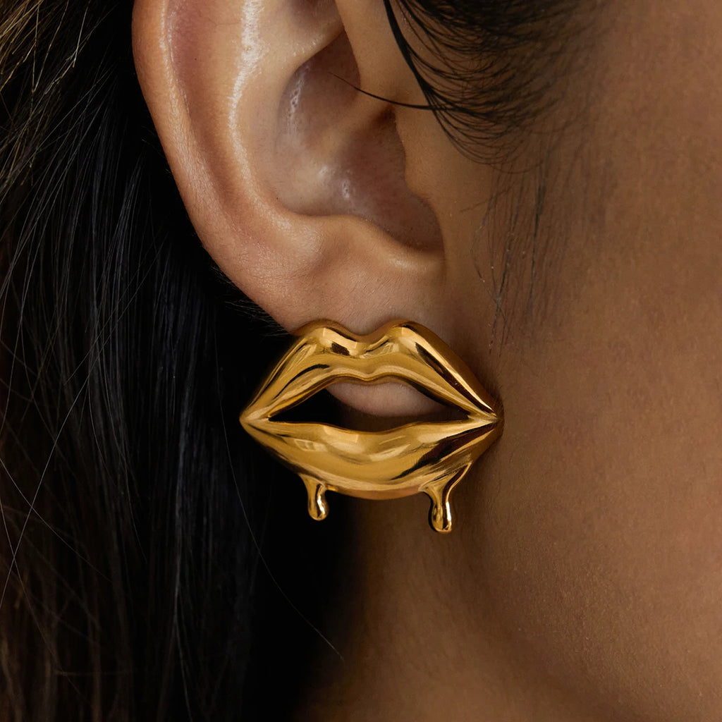 Luxe Lips Earrings