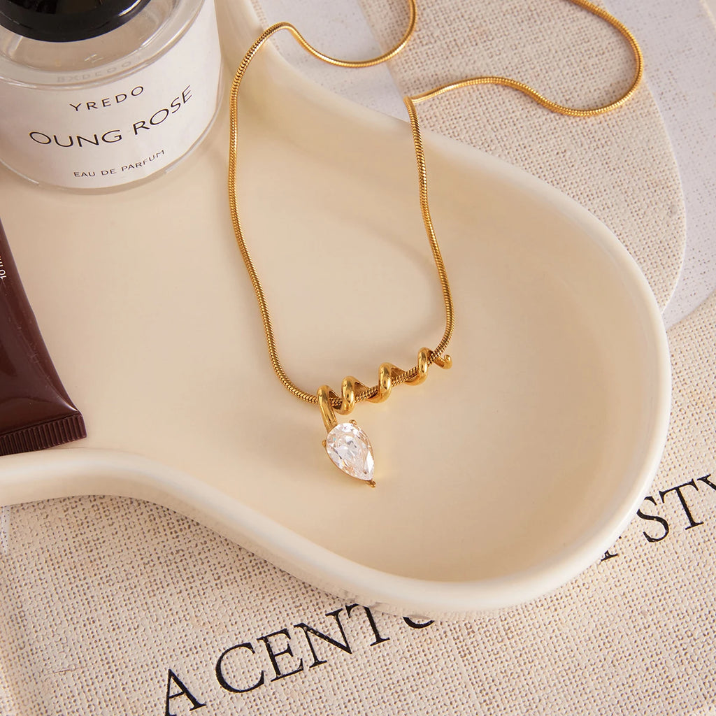 Noelle Necklace