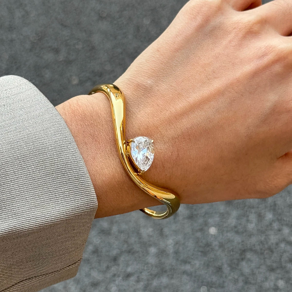 Luxe Drop Bracelet