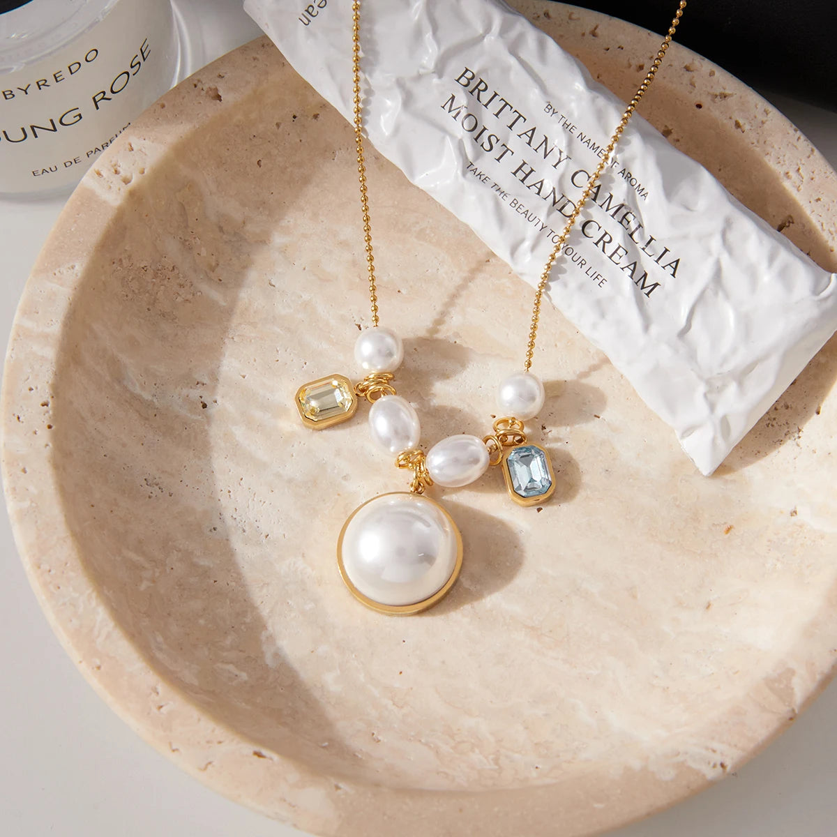Pearl Glow Necklace