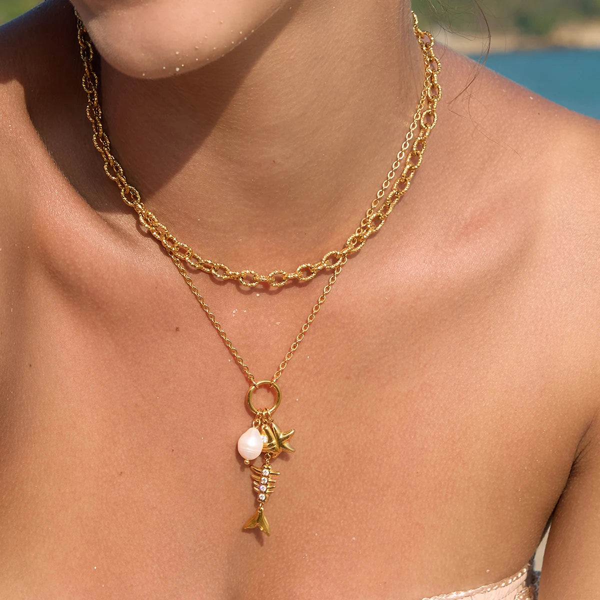 Gold Tressure Necklace