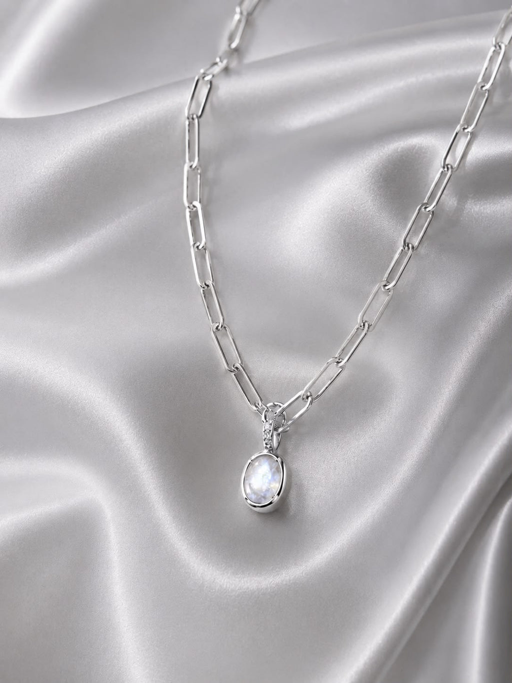 Silver Evelyn Necklace